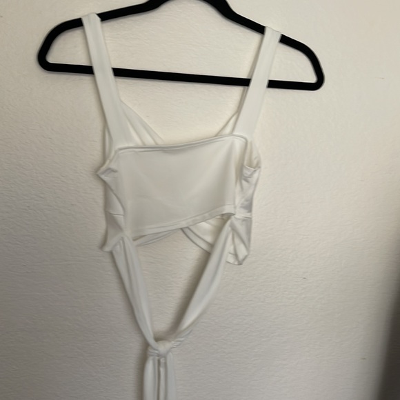 No brand . Size S color white - Picture 3 of 5